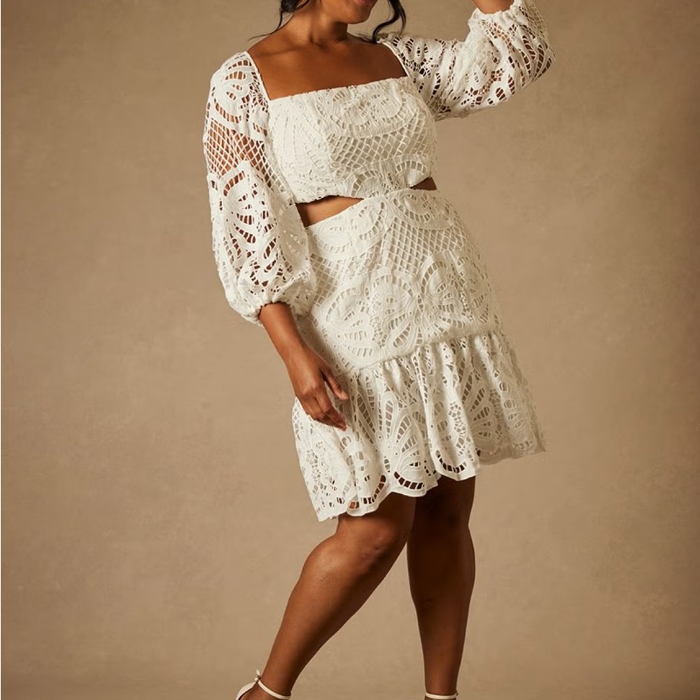Bridal by ELOQUII Eyelet Puff Sleeve Plus Size Dress